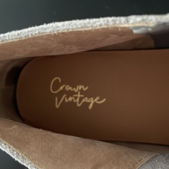 CROWN VINTAGE Zia Smoke Suede zippered ankle‎ booties leather upper size 10M - Picture 8 of 12